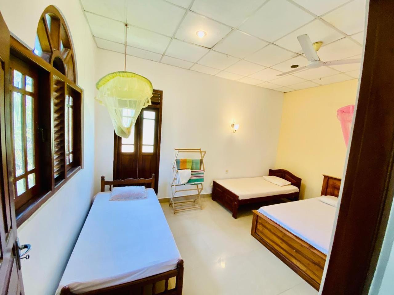 Villa Heaven ฮิกคาดูวา ภายนอก รูปภาพ